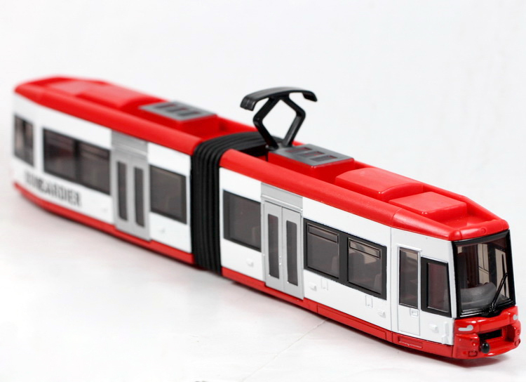 Модель Трамвая Bombardier, 1:87  
